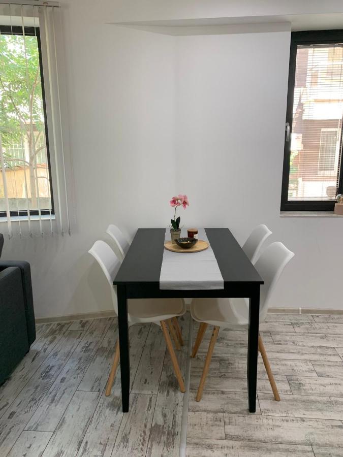 Nordic Style Apartment With Underground Parking Sofia Extérieur photo